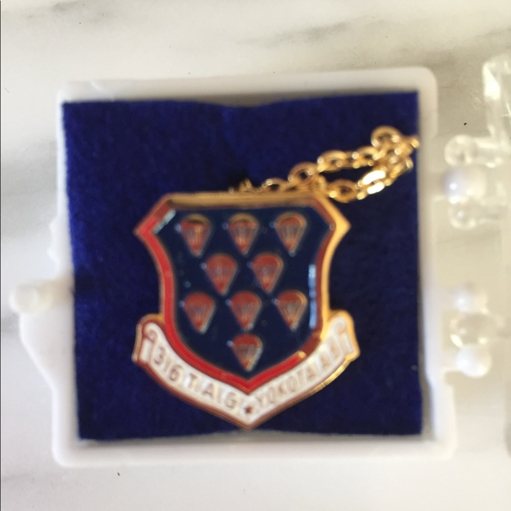 NEW Air Force Gold Pin